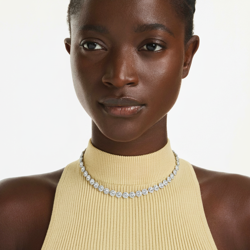 Swarovski Una Angelic necklace with round cut white crystal, medium size, rhodium-plated chain and pendant.
