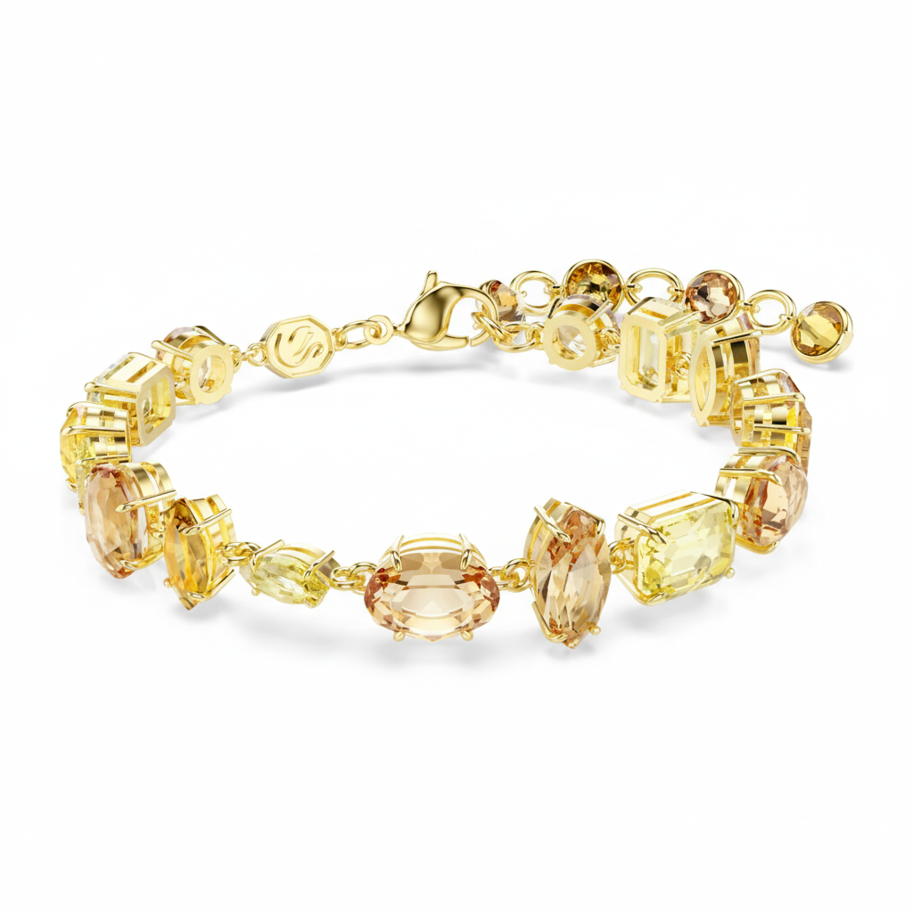 Elegant Swarovski Gema bracelet featuring sparkling crystals and a delicate silver chain for a stylish accessory.