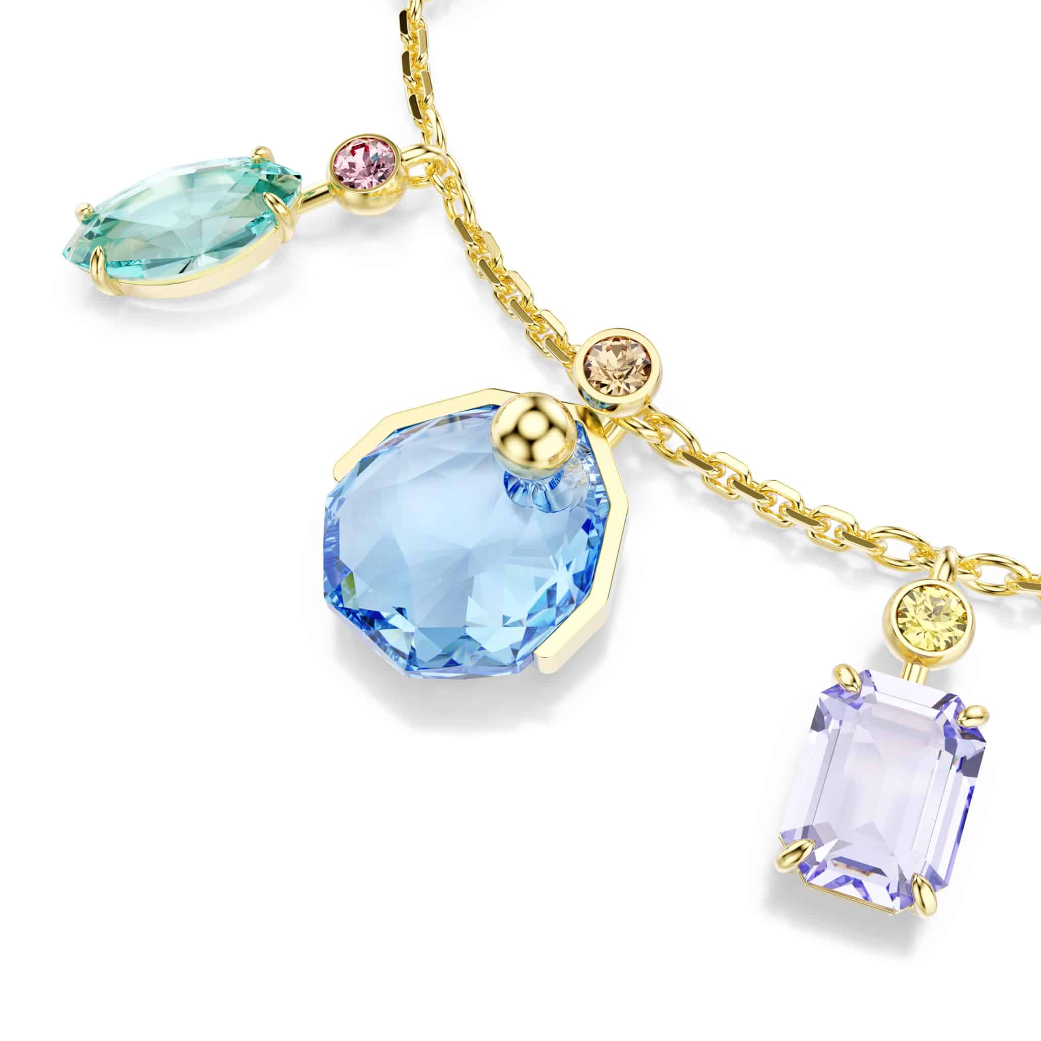 Swarovski Gema bracelet with sparkling clear crystals and silver-tone chain, elegant jewelry accessory.