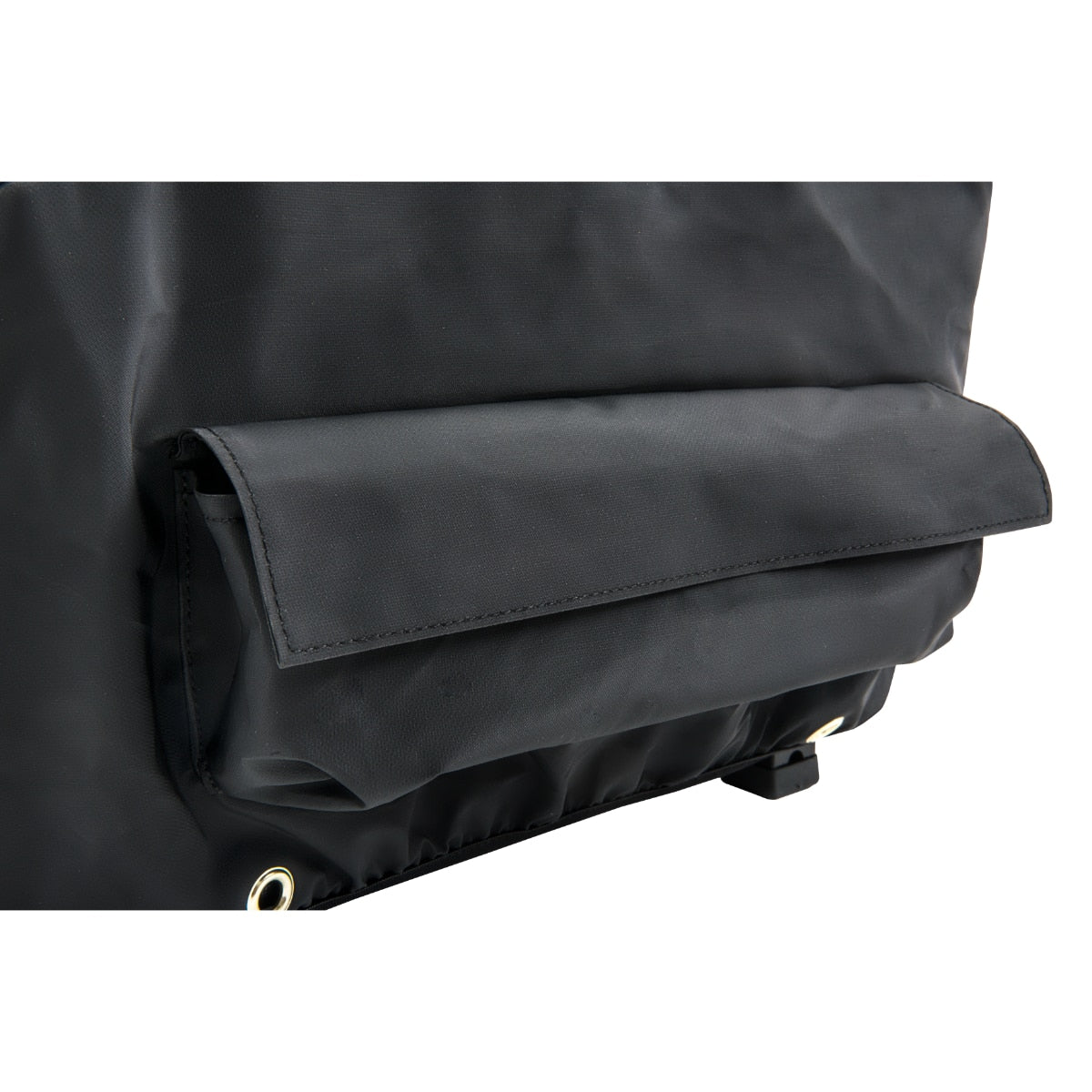 Traeger Ranger grill cover in black, designed to protect the Traeger outdoor grill from weather and dust.
