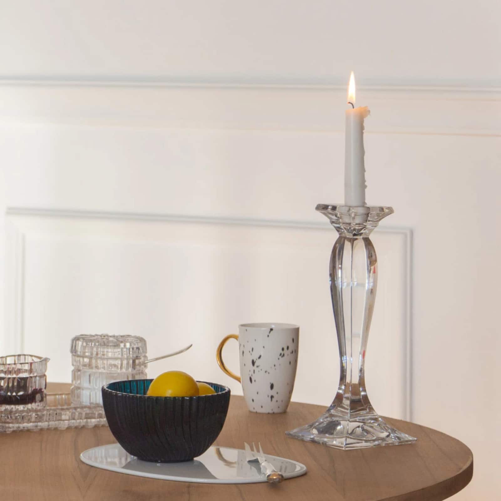 Kolglass Julia single candlestick holder, 25.5cm tall, with a classic design and elegant finish, suitable for decorative candle display.