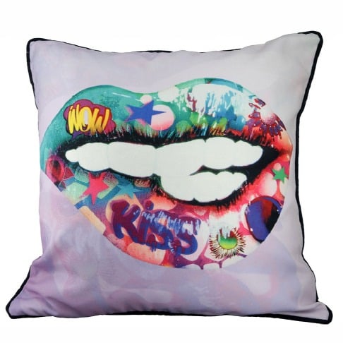 Square Gilde cushion with colorful mouth motif, made of polyester, 45cm decorative home accent.