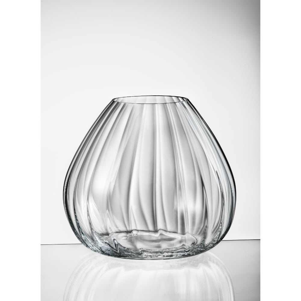 Bohemia Crystal Waterfall Opt.22 vase, 185mm tall, with clear, elegant glass design featuring a waterfall pattern.