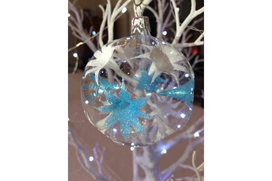 Christmas Baubles Matrix White/Turquoise -Spilhaus