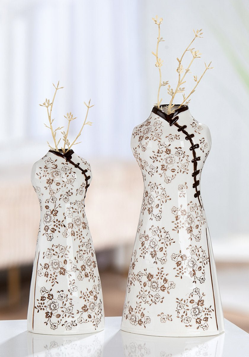 Gilde Vase Dress Sakura Flower Motif Ceramics White 24cm -Gilde