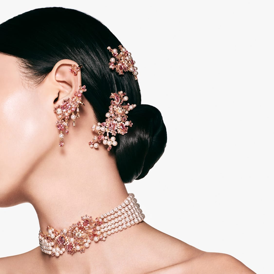 Swarovski Gema Clip Earrings Mixed Cuts, Flower, Pink, Gold-Tone Plated -Swarovski