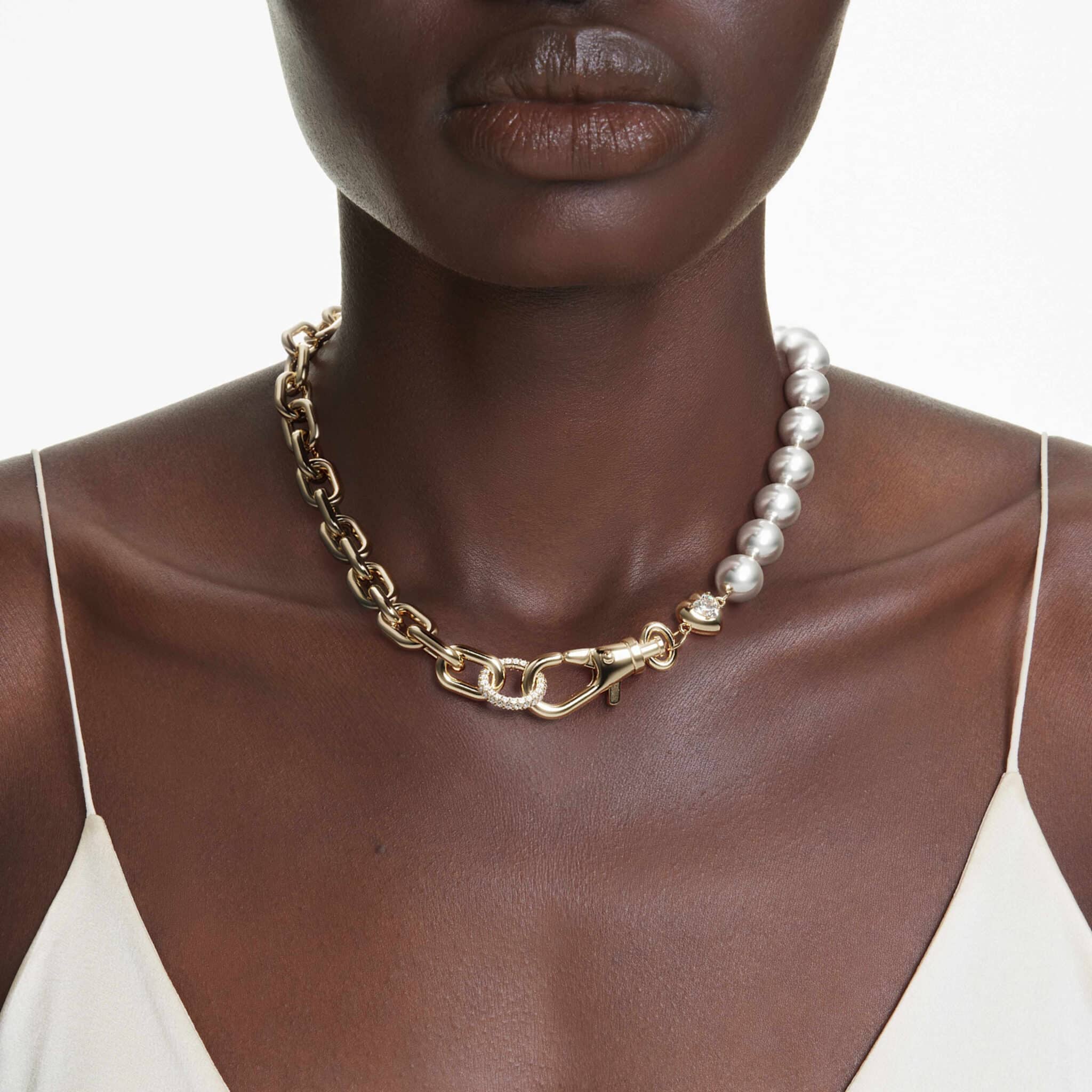 Swarovski Idyllia Necklace, Crystal pearl, White, Gold-tone plated -Swarovski
