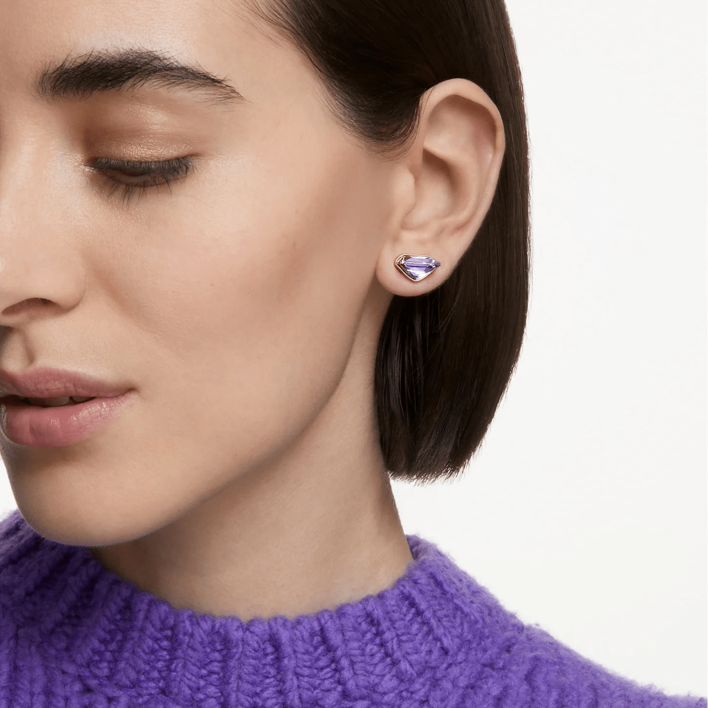 Swarovski Lucent Ear Cuff Single, Magnetic Closure, Purple, Gold-Tone Plated -Swarovski