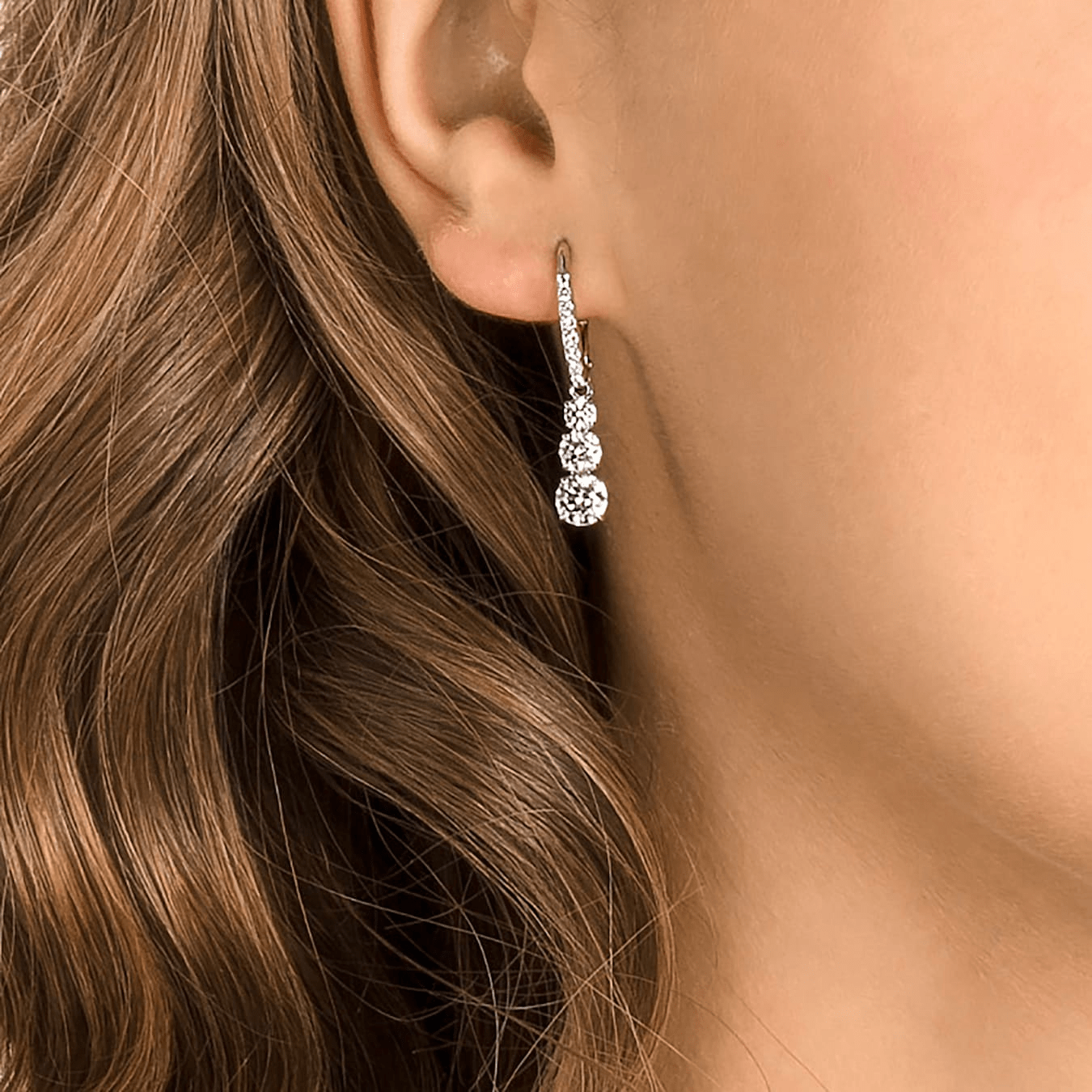 Swarovski Stilla Attract hoop earrings Round cut, White, Rhodium plated -Swarovski