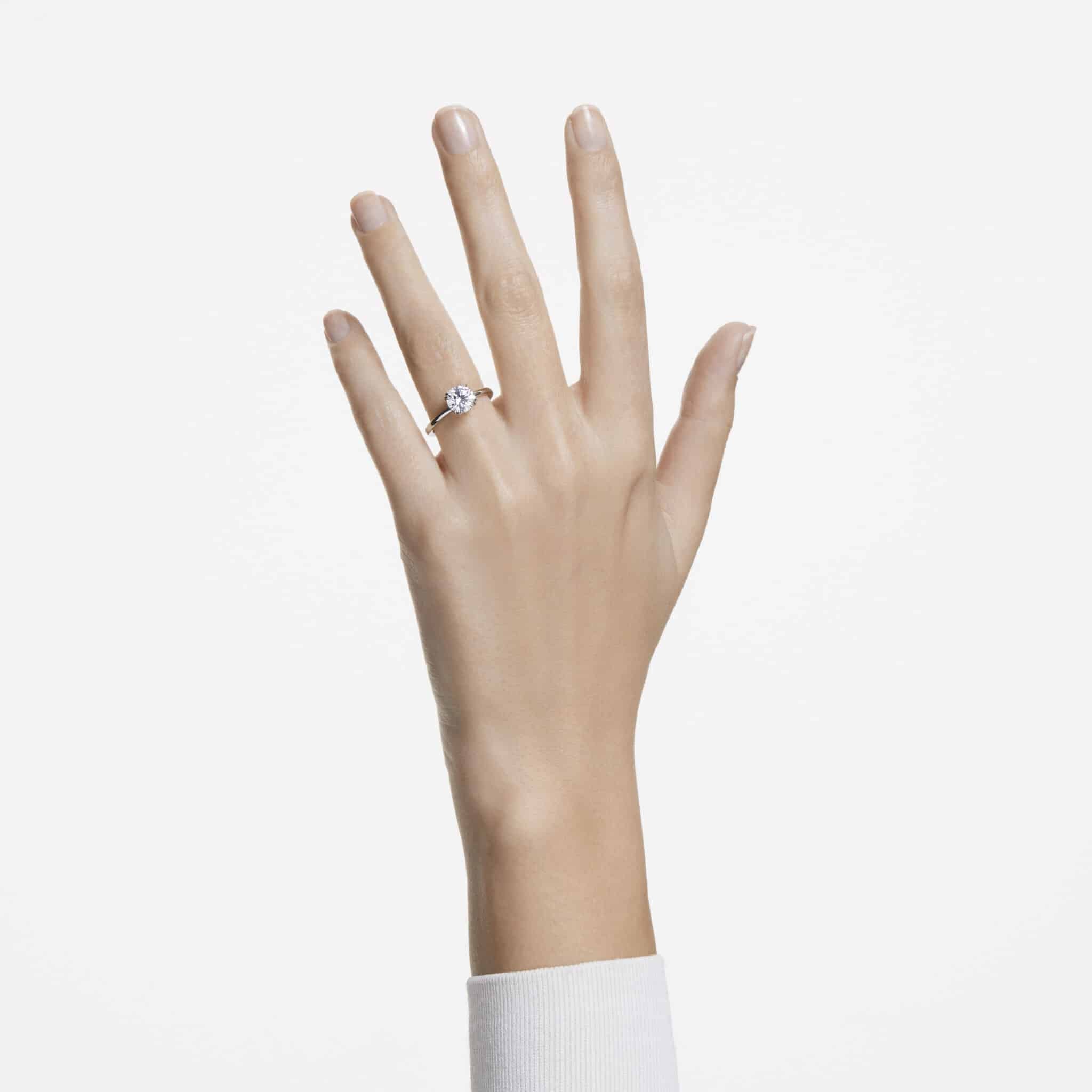 Swarovski Stilla Cocktail ring, Round cut, White, Silver-tone finish -Swarovski