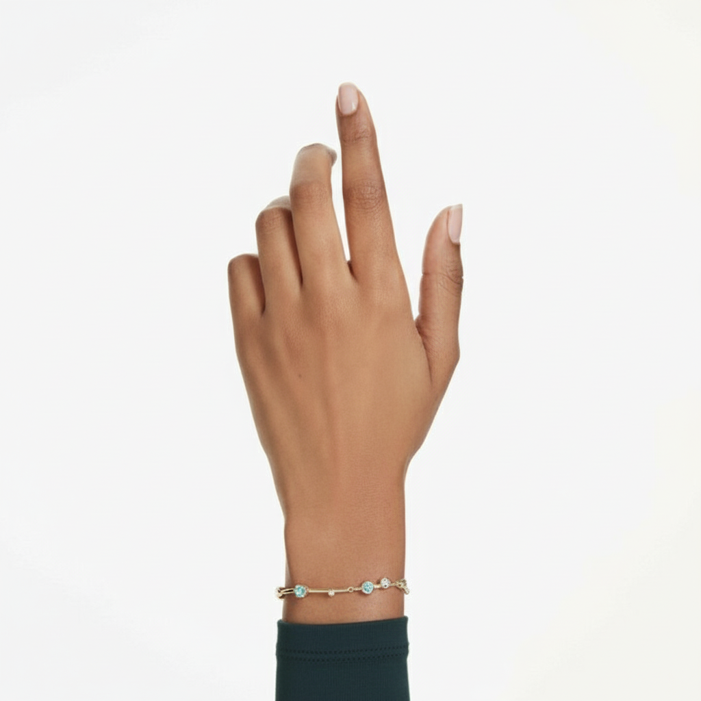 Swarovski Constella bracelet featuring sparkling crystal beads and a silver-tone chain design, elegant and eye-catching jewelry piece.