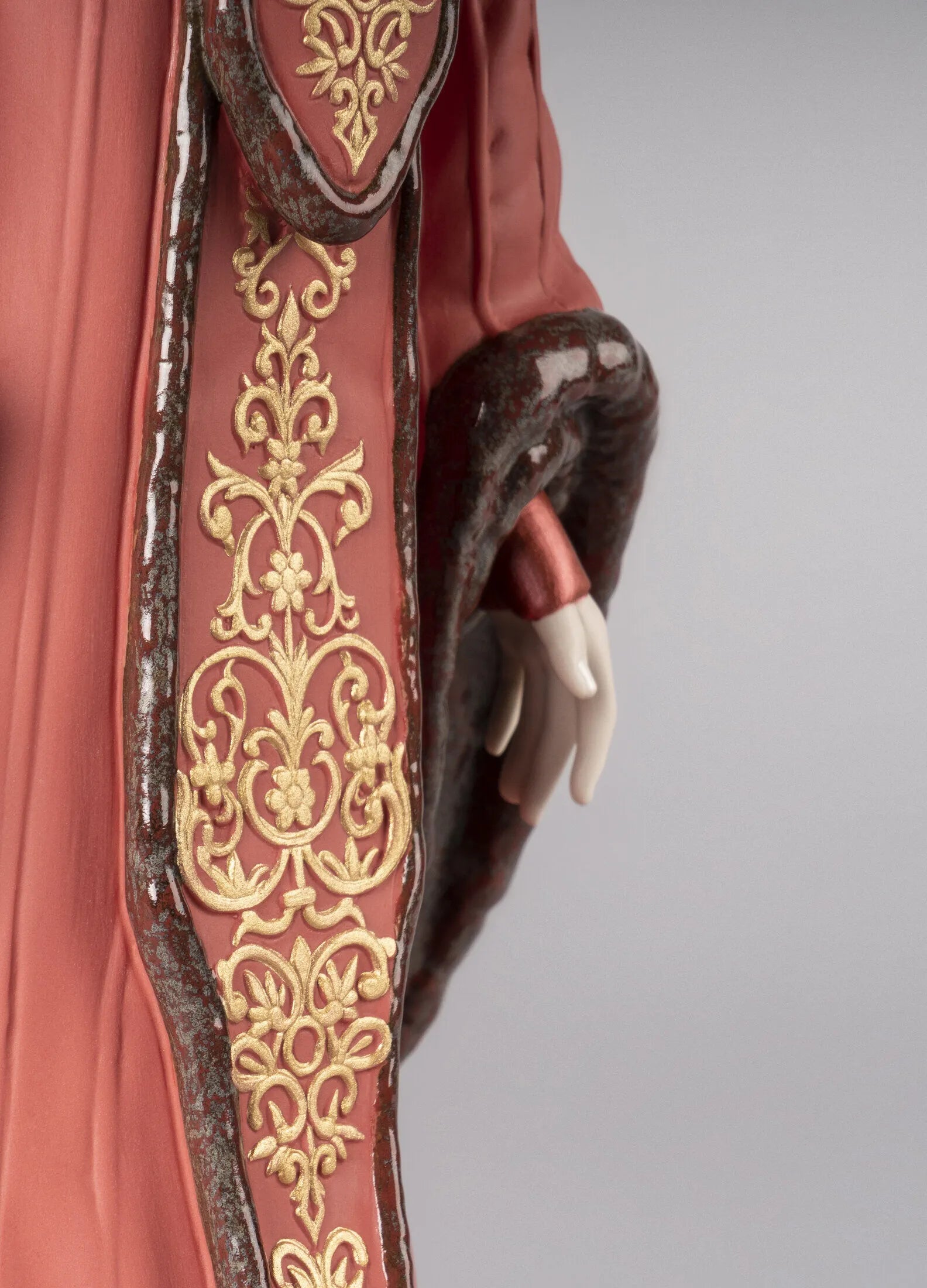 Lladro Queen Amidala™ sculpture in the throne room, limited edition collectible figurine with intricate detailing and elegant design.