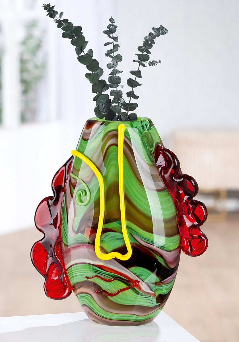 Gilde Face Vase Glassart Conturo in green and red, 30cm tall, featuring a detailed face design and vibrant glasswork.
