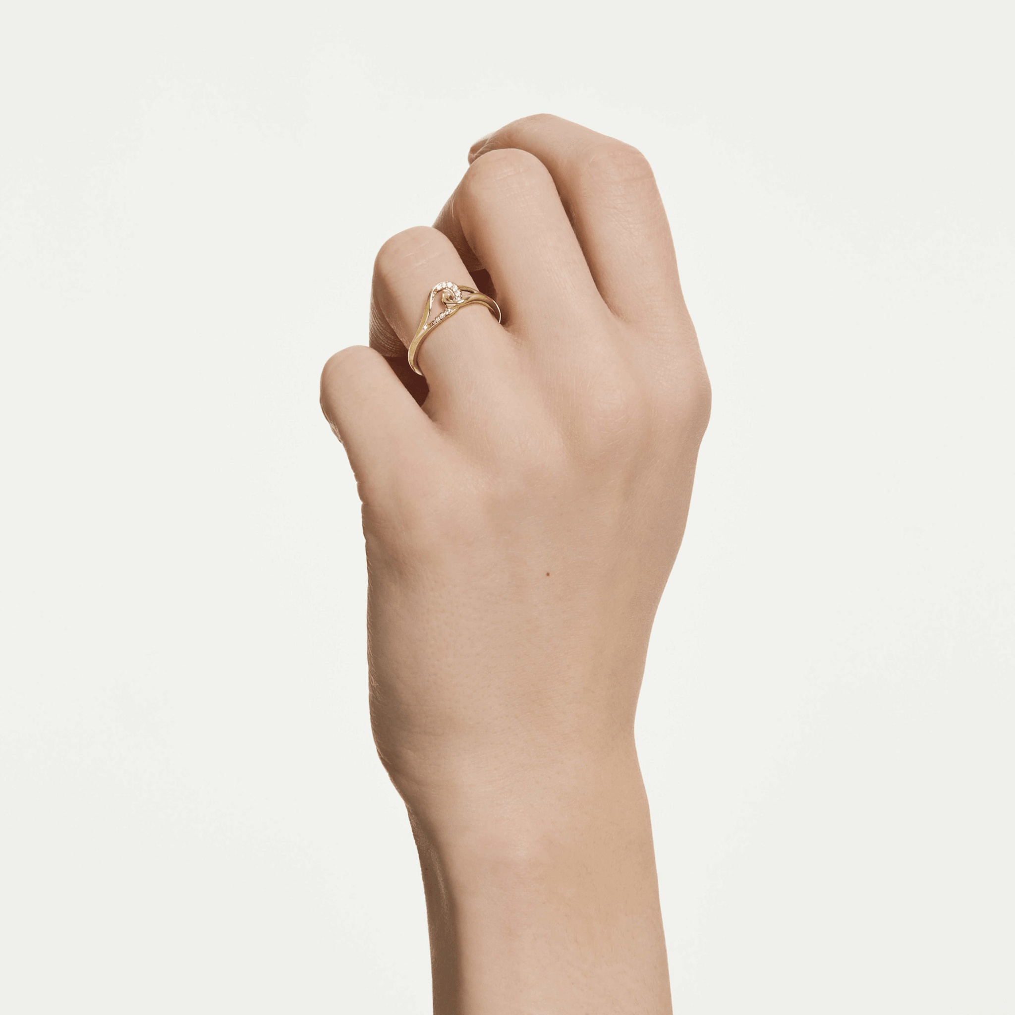 Classica ring, Round cut, Interlocking, White, Sterling silver, 18K gold finish -Swarovski