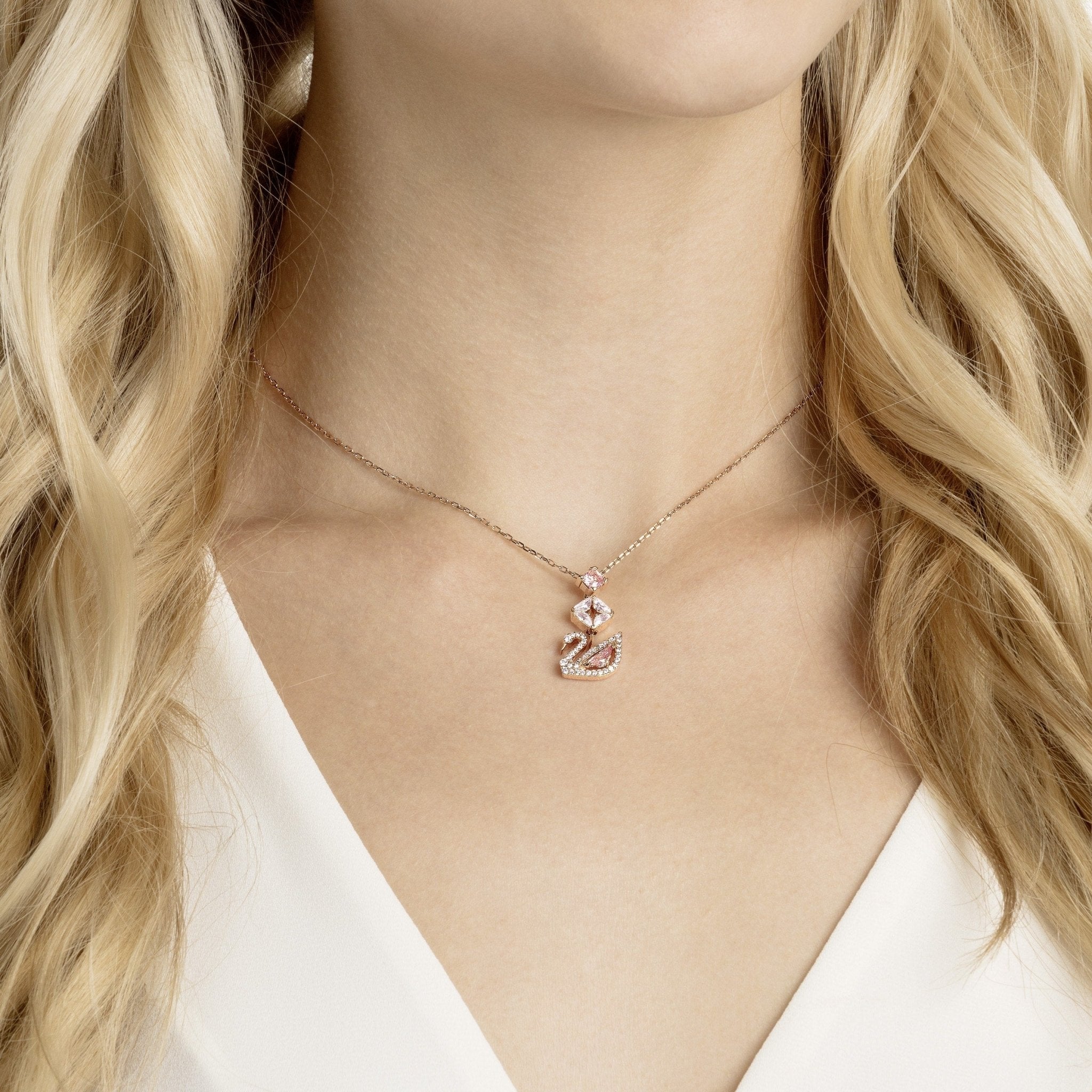 Dazzling Swan Y Necklace, Multi-Colored, Rose-Gold Tone Plated -Swarovski