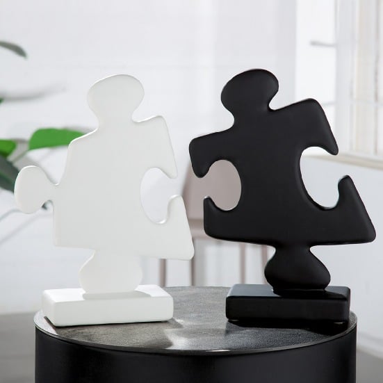 Gilde Sculpture Puzzle Resin Female Black 38cm -Gilde