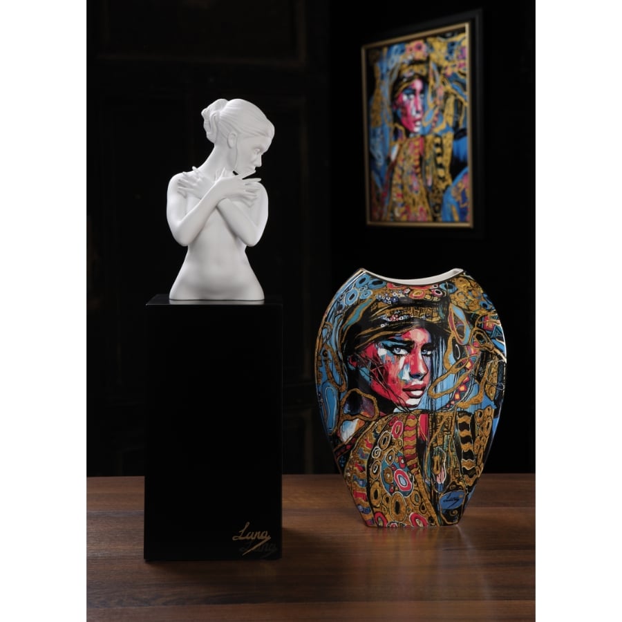 Goebel Figurine Lana Frey Fire In The Belly White II 50cm -Goebel