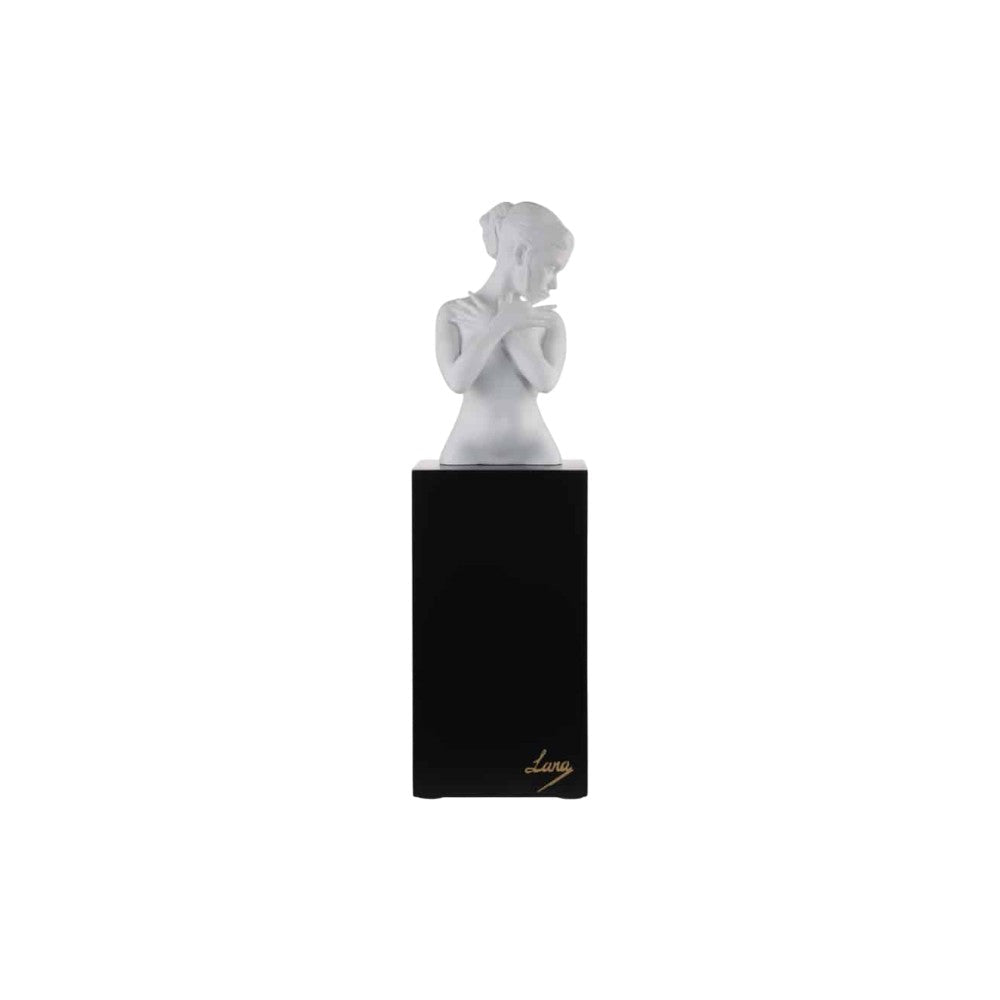 Goebel Figurine Lana Frey Fire In The Belly White II 50cm -Goebel