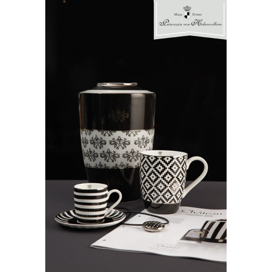 Goebel Vase Floral Black & Amp White 24cm -Goebel