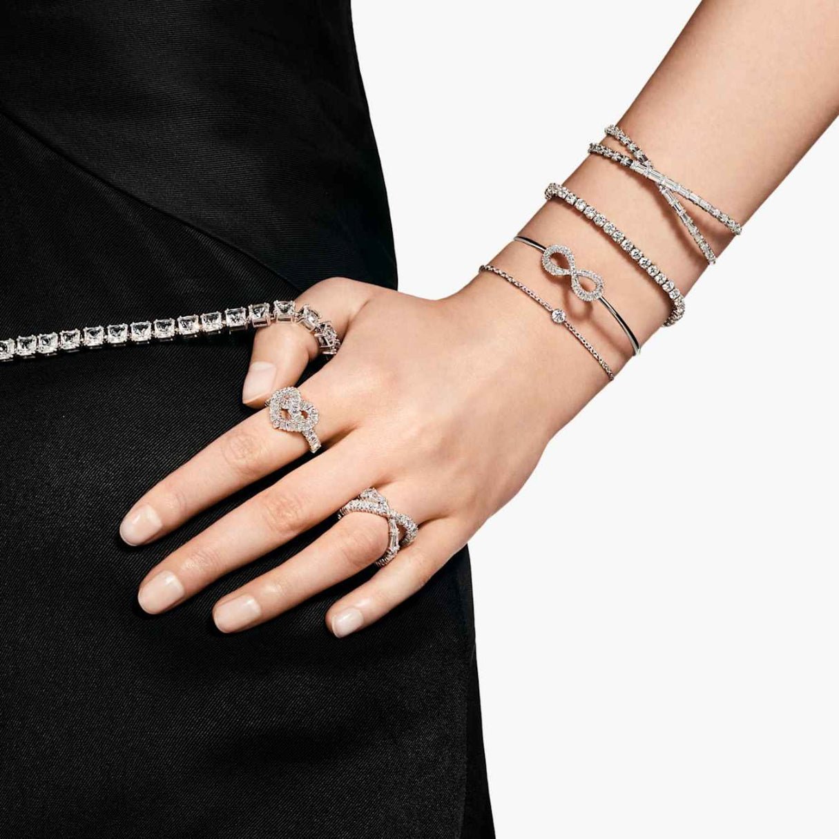 Hyperbola ring Infinity, White, Silver-tone finish 50 -Swarovski