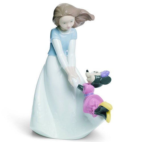 Nao Ornament Figurine Disney Friends W/Minnie -Nao