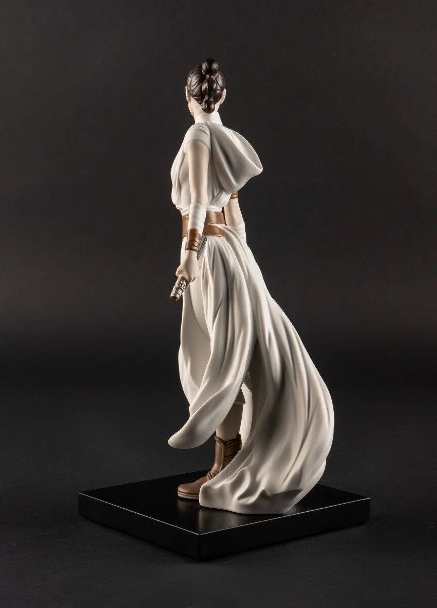 Rey™ Sculpture -Lladro