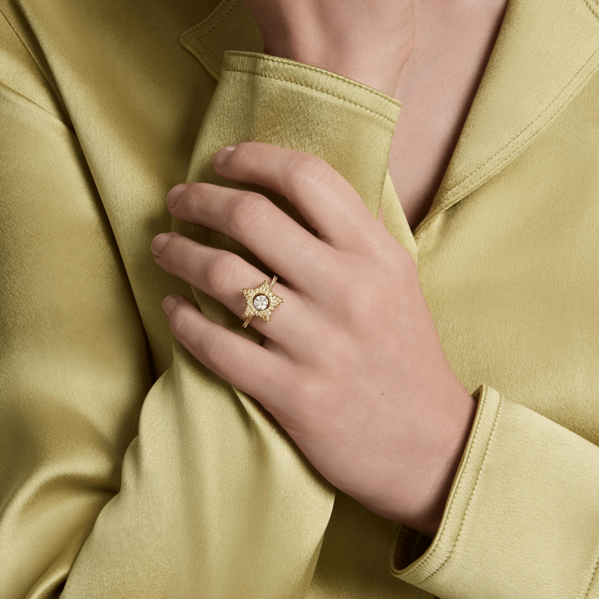 Sublima ring, Round cut, Star, Multicolored, 18K gold finish -Swarovski