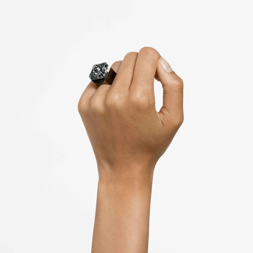 Swarovski Numina cocktail ring Black, Ruthenium plated -Swarovski