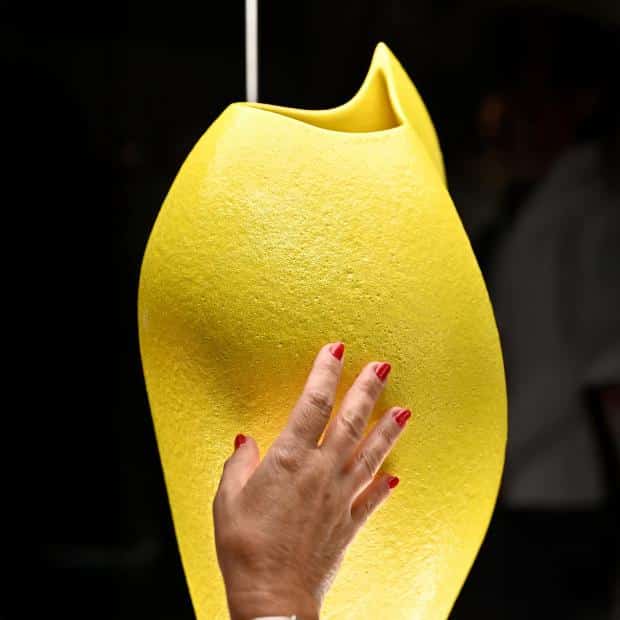 The Promise Vase - Yellow Popcorn -Claraval
