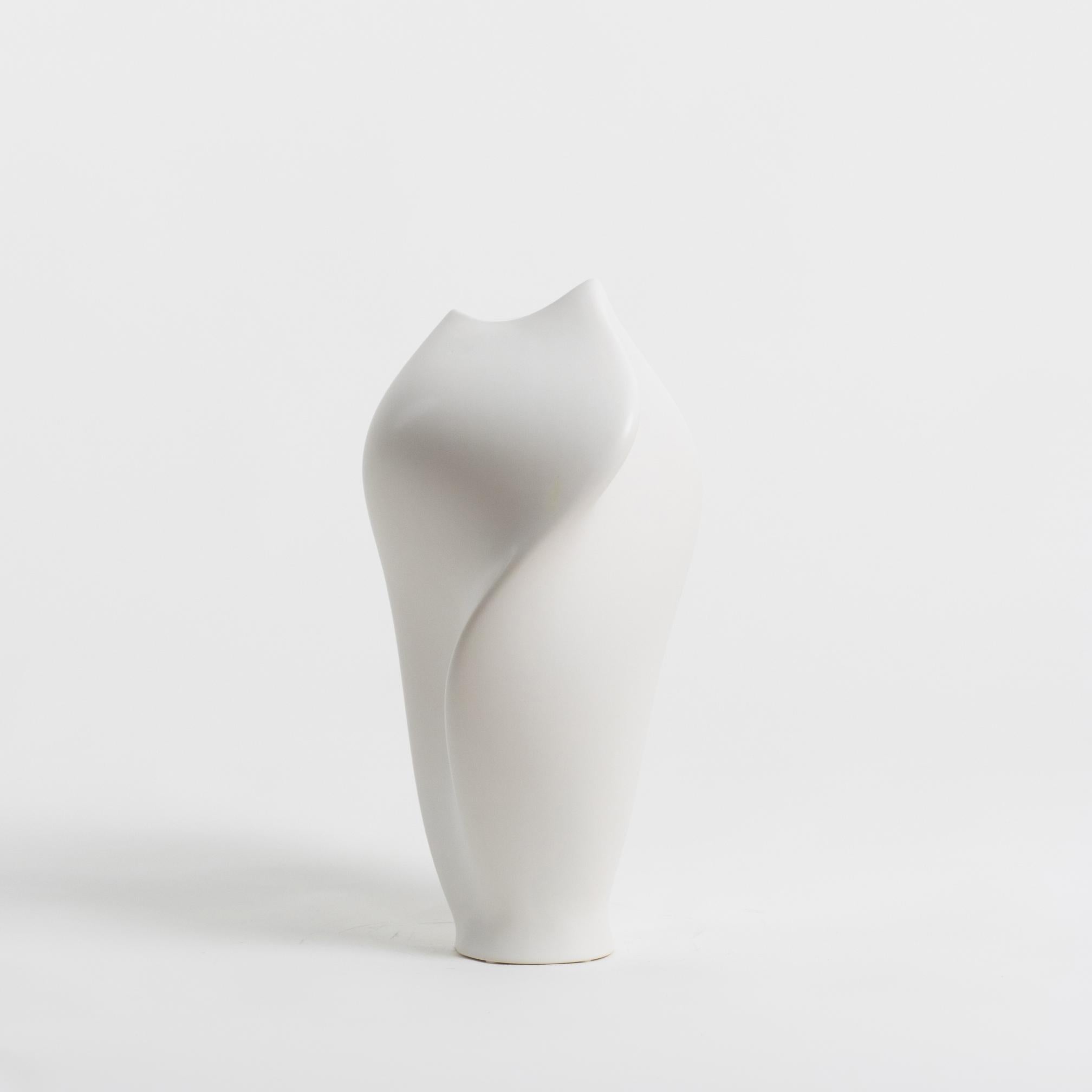 The Tear Vase - Pearl White -Claraval