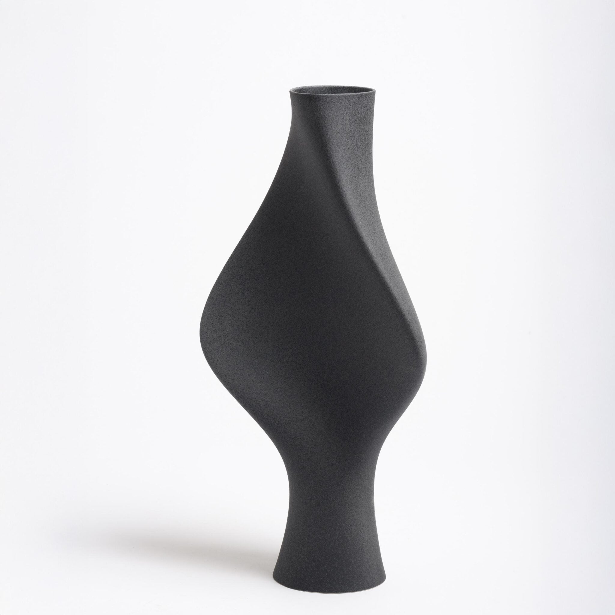 Vase Elegy - Cosmic Black -Claraval